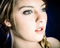 7D-100529_5_Web