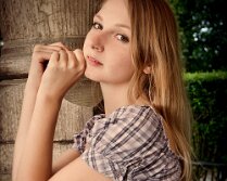 7D-093174 Modèle Noémie